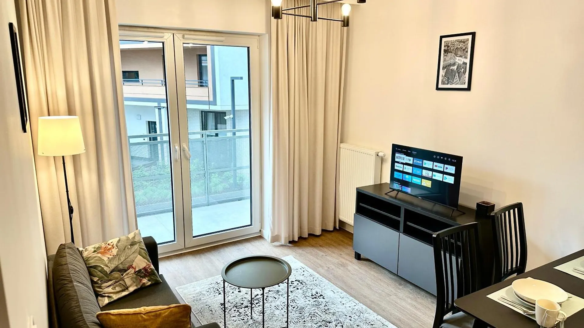 Porto Apartaments Вроцлав 0*,